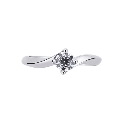 Solitaire ring in white gold 18k with diamond 0,50 ct