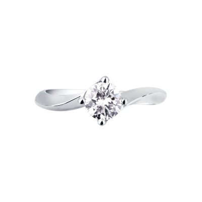4 claw solitaire ring with a 0,70 ct diamond white gold 18k