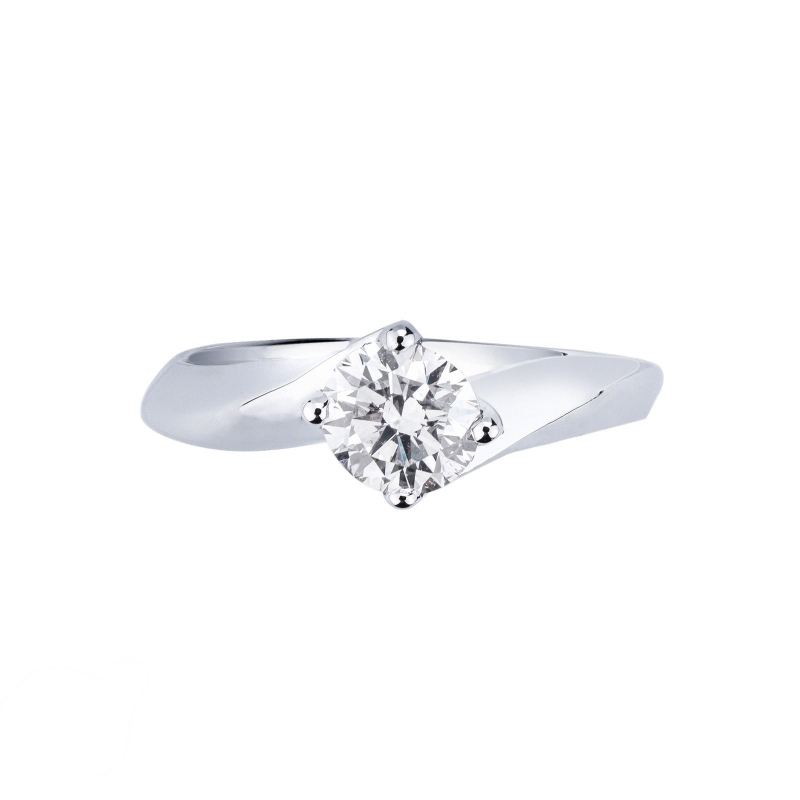 Solitaire Valentino Model in white gold 18k with a 0,90 ct diamond  Solitaire Valentino Model in white gold 18k with a 0,90 ct diamond