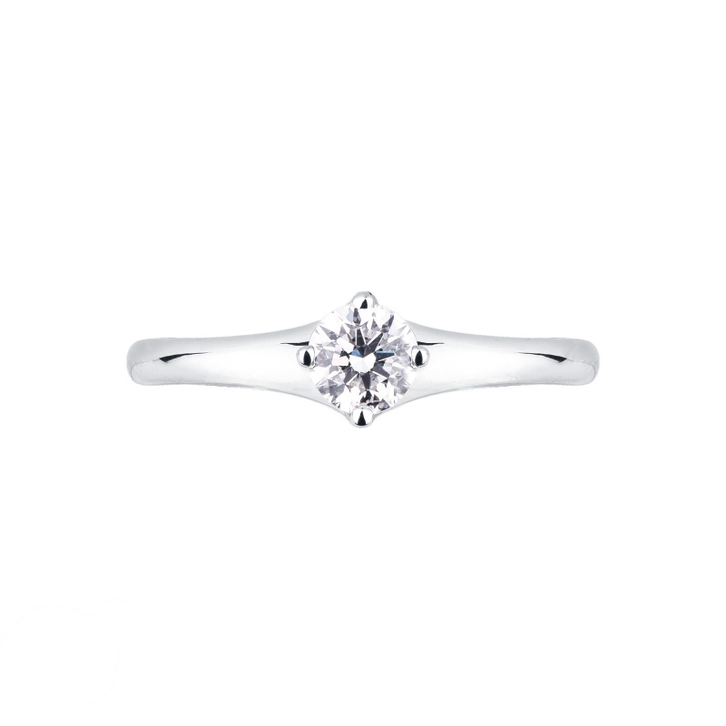 White gold 18k 4 claw solitaire diamond ring 0,40 ct White gold 18k 4 claw solitaire diamond ring 0,40 ct