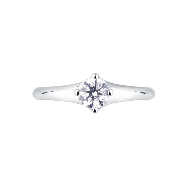 4 claw white gold 18k solitaire diamond ring 0,50 4 claw white gold 18k solitaire diamond ring 0,50
