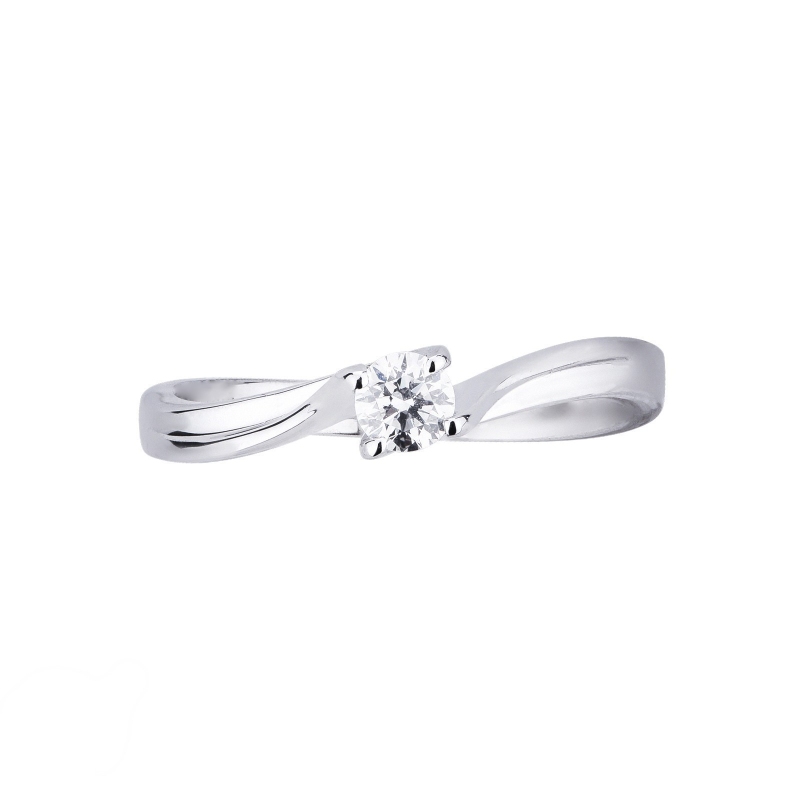 White gold 18k solitaire diamond ring 0,20 ct White gold 18k solitaire diamond ring 0,20 ct