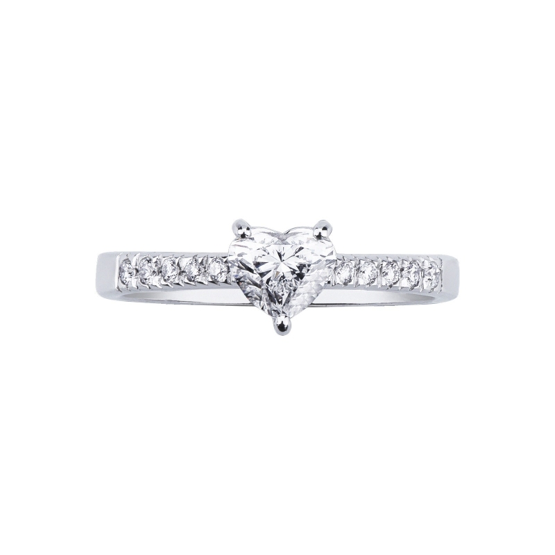 Engagement ring with diamond heart cut 0.70ct GIA in 18k white gold