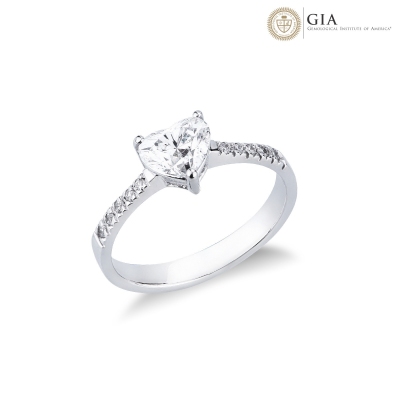 Solitaire ring with diamond heart cut 1.00ct GIA in white gold 18k