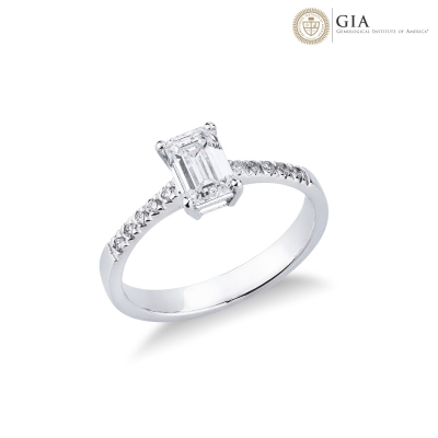 Solitaire ring with emerald cut 1.00ct GIA in white gold 18k