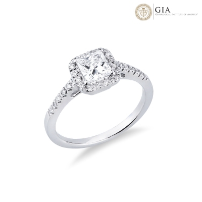 Solitaire ring with diamond princess cut 0.70ct GIA in white gold 18k