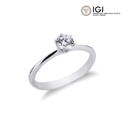 18k white gold solitaire ring with certified IGI diamond,0.49 ct