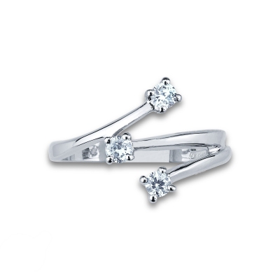 Trilogy diamond ring white gold 18k