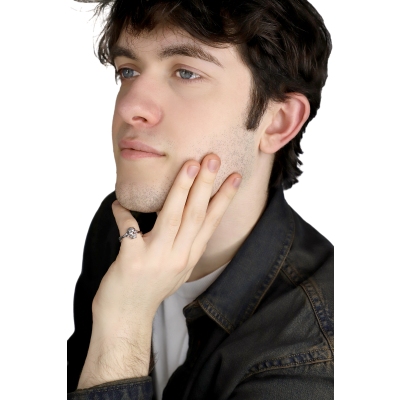 750 white gold skull diamonds ring