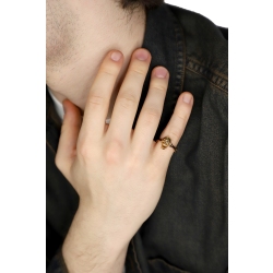 750 rose gold ring with skull and diamonds 2