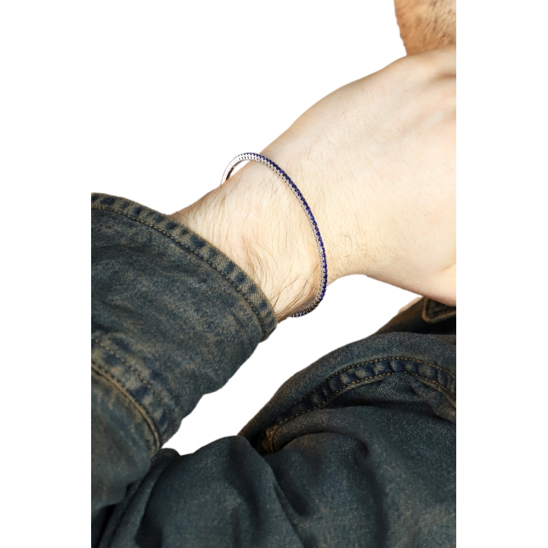 Bangle in white gold 18k with blue sapphires