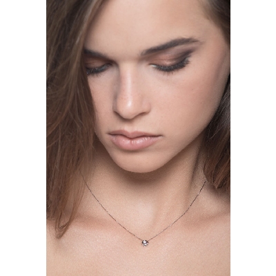 full bezel 18k white gold necklace with diamond