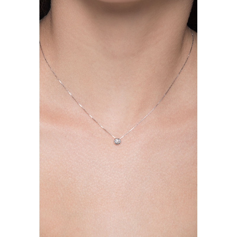 full bezel 18k white gold necklace with diamond