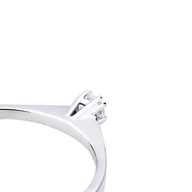 8 claw solitaire ring in white gold 18k with diamond, 0,10 ct 8 claw solitaire ring in white gold 18k with diamond, 0,10 ct