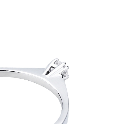 8 claw solitaire ring in white gold 18k with diamond, 0,10 ct