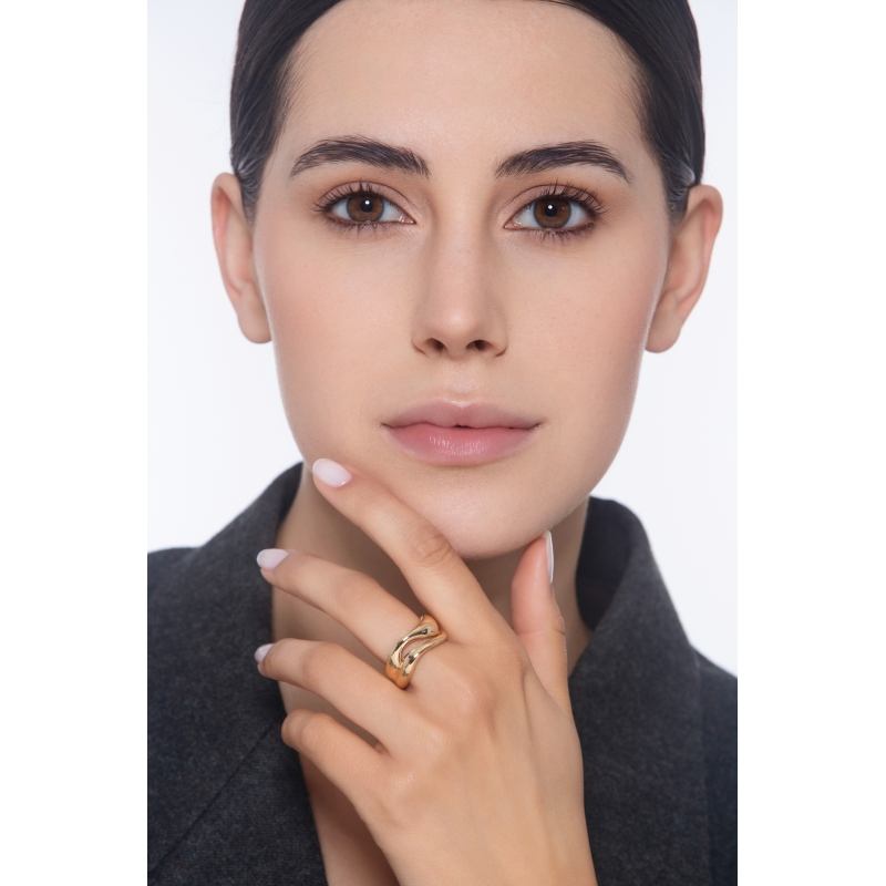 Waves ring in 18K yellow gold Waves ring in 18K yellow gold