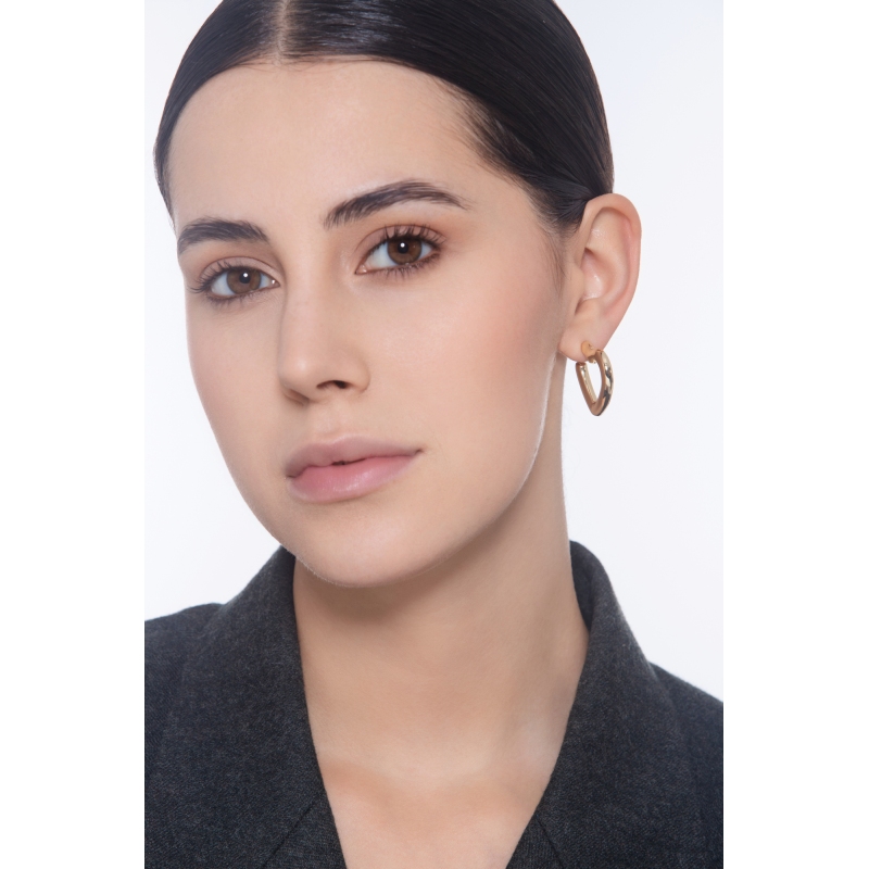 750 yellow gold heart glossy earrings