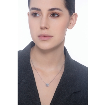 Necklace in white gold 18k with aquamarine and diamonds