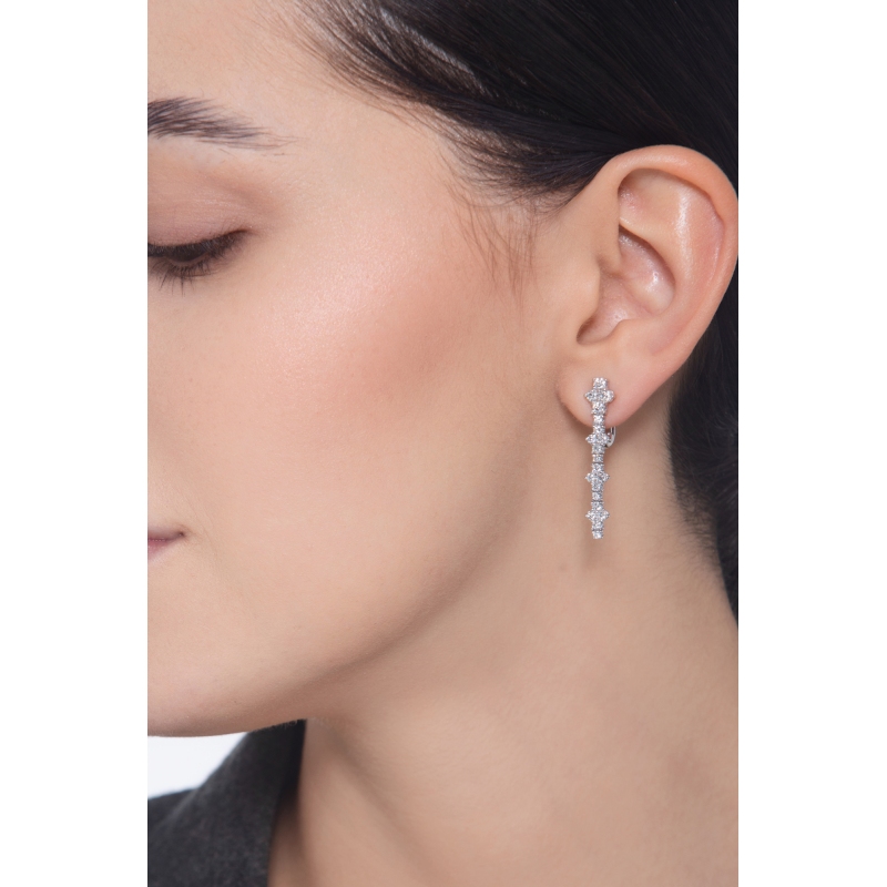 18k white gold diamond drop earrings