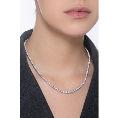 Diamond tennis necklace in 18kt white gold