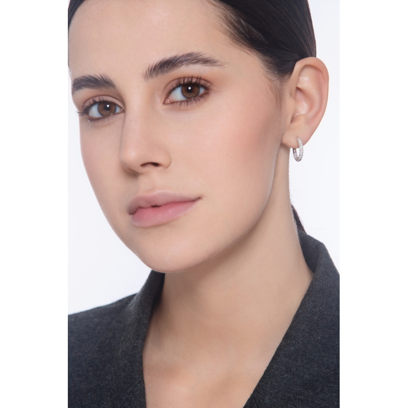 Hoop earrings in white gold 750 with diamonds