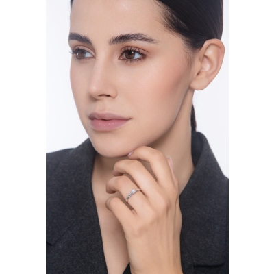 18k white gold solitaire ring 0.30 ct diamond