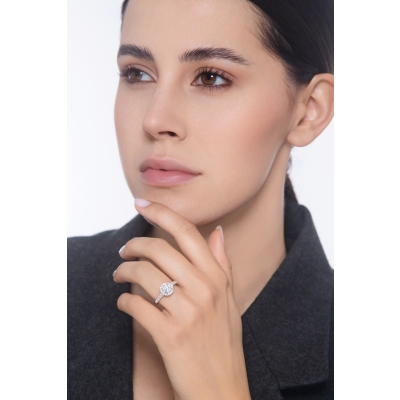 Solitaire ring with diamond heart cut 1.00ct IGI in white gold 18k