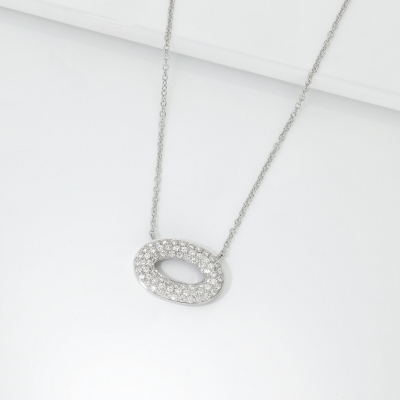 Necklace in white gold 18k with pavè diamond oval pendant