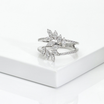 Designer ring white gold 18k with diamonds 