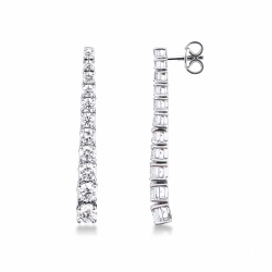 750 white gold tennis earrings