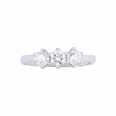 Trilogy ring with diamonds in white gold 18k