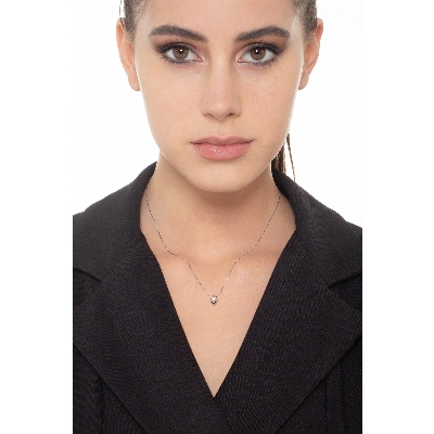 18k white gold rice grain pendant with diamond