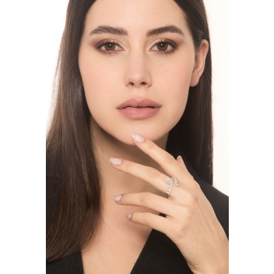 18k white gold design diamonds TOI et MOI ring