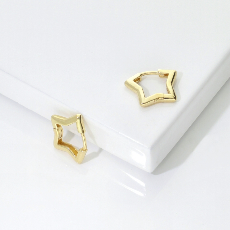 Little stars earrings in yellow gold 18k Little stars earrings in yellow gold 18k