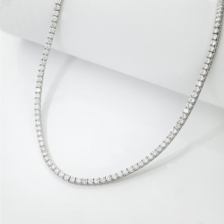 Tennis necklace in 18k white gold with diamonds  2