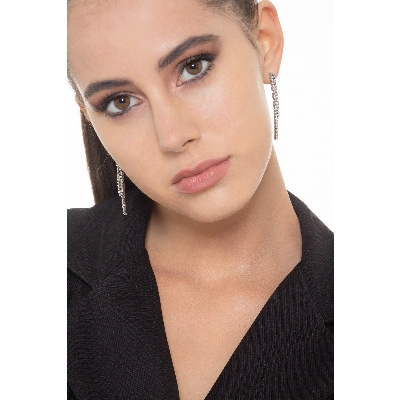 18k white gold drop tennis bracelet with two rows of diamonds