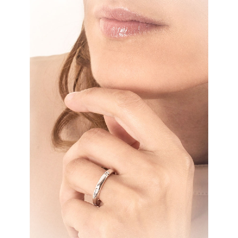 Anniversary ring in 18k white gold with diamonds