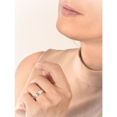 White gold 18k wedding ring diamond cut 