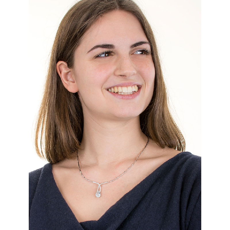 Semirigid necklace with central aquamarine and diamonds Semirigid necklace with central aquamarine and diamonds