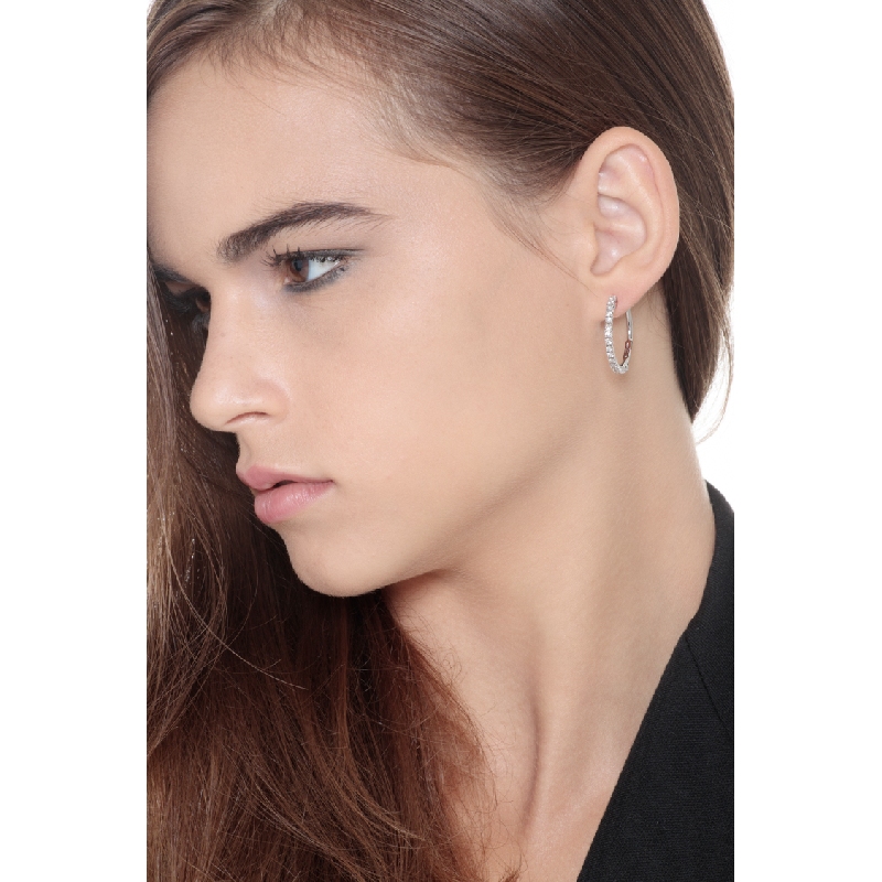 White gold 18k hoop earrings with 1,24 ct diamonds  White gold 18k hoop earrings with 1,24 ct diamonds
