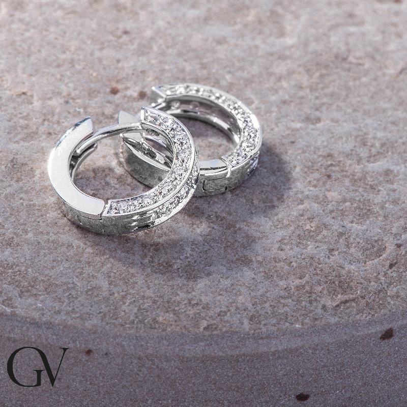 White gold 18k hoop earrings with diamonds, 0,50 ct  White gold 18k hoop earrings with diamonds, 0,50 ct
