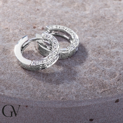 White gold 18k hoop earrings with diamonds, 0,50 ct 