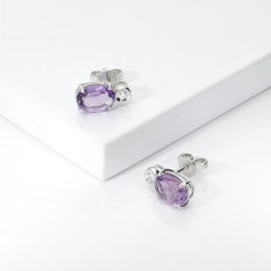 Amethyst and diamond stud earrings in 18kt white gold 2