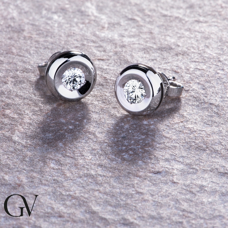 Round diamond stud earrings in white gold 18k, 0,40 ct