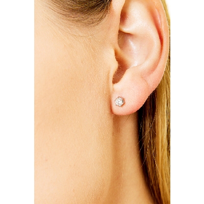 6 prongs diamond stud earrings in white gold 18k