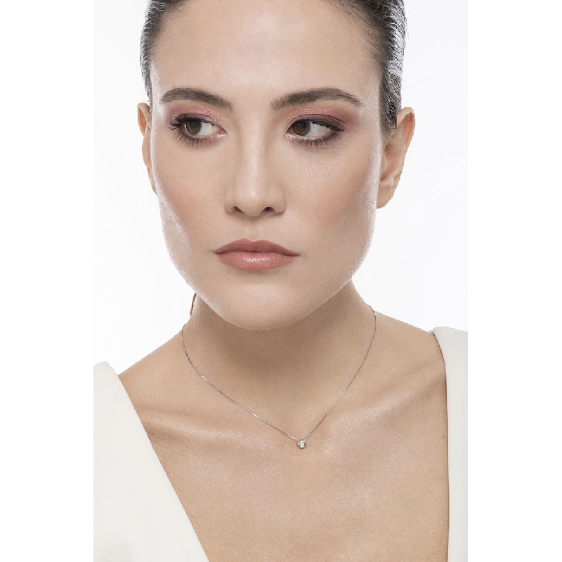 18k white gold full bezel solitaire necklace with 0.05 ct diamond
