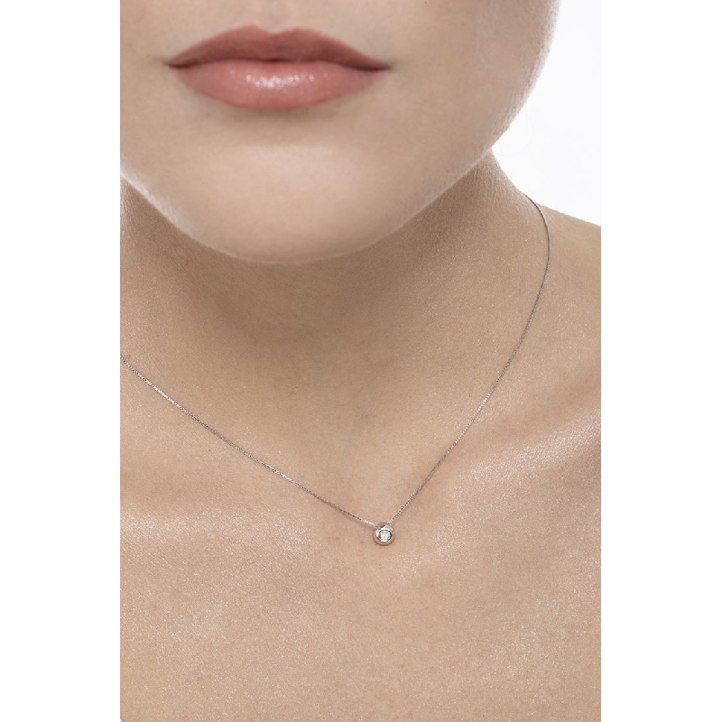 18k white gold full bezel solitaire necklace with 0.05 ct diamond