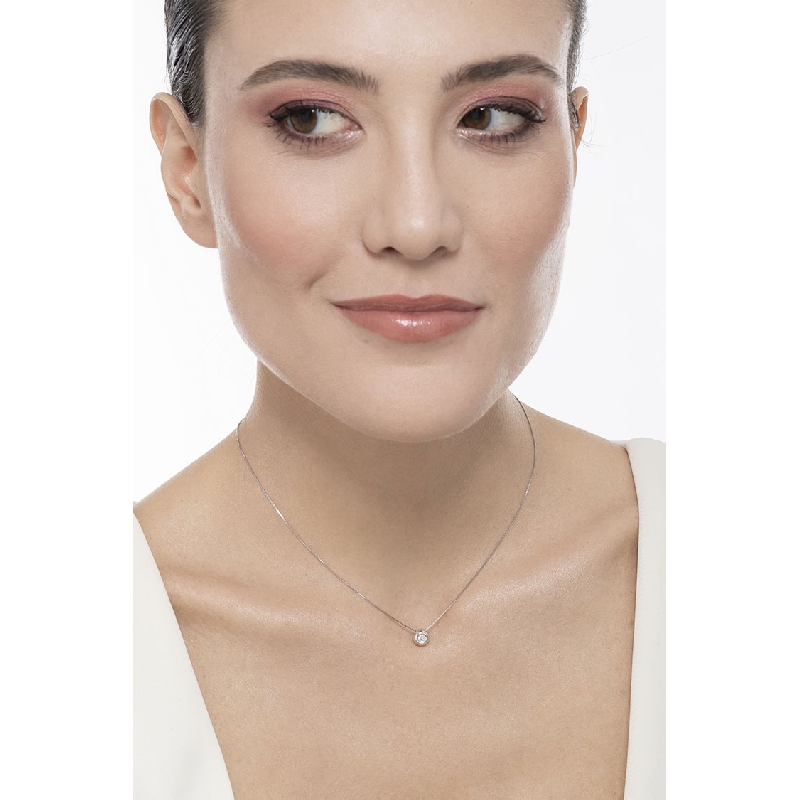 18k white gold full bezel necklace with 0.10 ct diamond 18k white gold full bezel necklace with 0.10 ct diamond