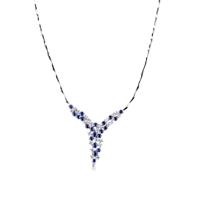 18k White gold necklace with blue sapphires and diamonds 