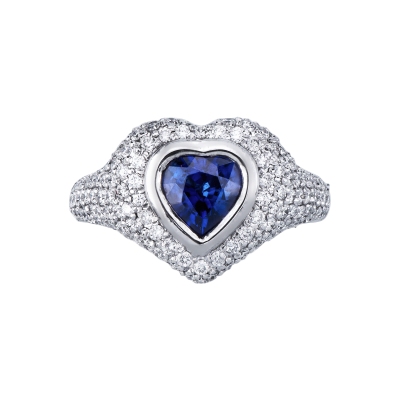 18k white gold blue heart sapphire and diamonds signet ring